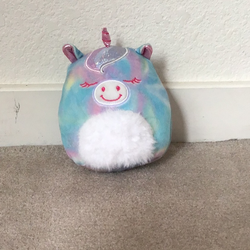 Rodina 5’ squishmallow